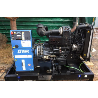 БУ дизельный генератор SDMO t44 БУ дизельный генератор SDMO t44