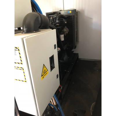 БУ дизельный генератор Gesan DJA 200 E в контейнере на шасси БУ дизельный генератор Gesan DJA 200 E в контейнере на шасси