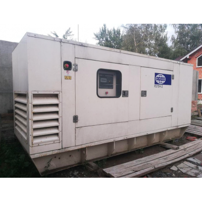 БУ дизельный генератор FG Wilson P275H-2 в кожухе БУ дизельный генератор FG Wilson P275H-2 в кожухе