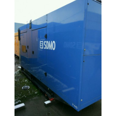 БУ дизельный генератор SDMO V440C2 в кожухе БУ дизельный генератор SDMO V440C2 в кожухе