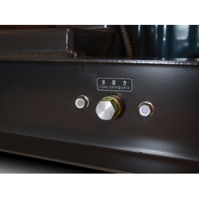 Дизельный генератор Toyo TKV-27TPC Дизельный генератор Toyo TKV-27TPC