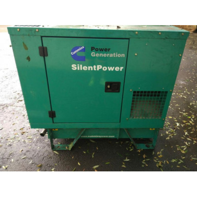 БУ дизельный генератор Cummins c11d5 в кожухе БУ дизельный генератор Cummins c11d5 в кожухе