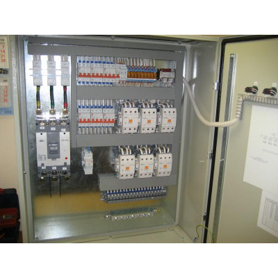 Главный распределительный щит (ГРЩ) ЭнергоПроф 150А Главный распределительный щит (ГРЩ) ЭнергоПроф 150А