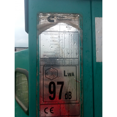 БУ дизельный генератор Cummins C80D5 в кожухе БУ дизельный генератор Cummins C80D5 в кожухе