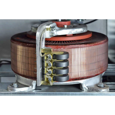 Стабилизатор напряжения NDCORP Helios Y 150-15 Стабилизатор напряжения NDCORP Helios Y 150-15