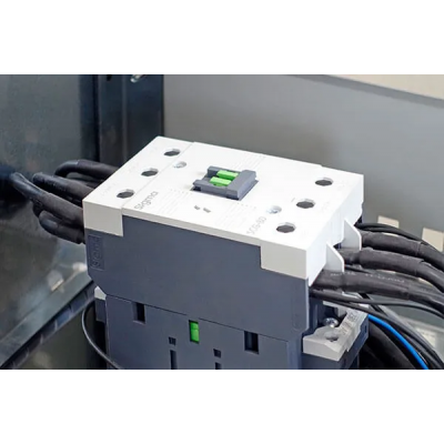 Стабилизатор напряжения NDCORP Helios Y 150-15 Стабилизатор напряжения NDCORP Helios Y 150-15