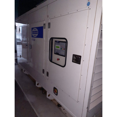 БУ дизельный генератор FG Wilson P330E в кожухе БУ дизельный генератор FG Wilson P330E в кожухе